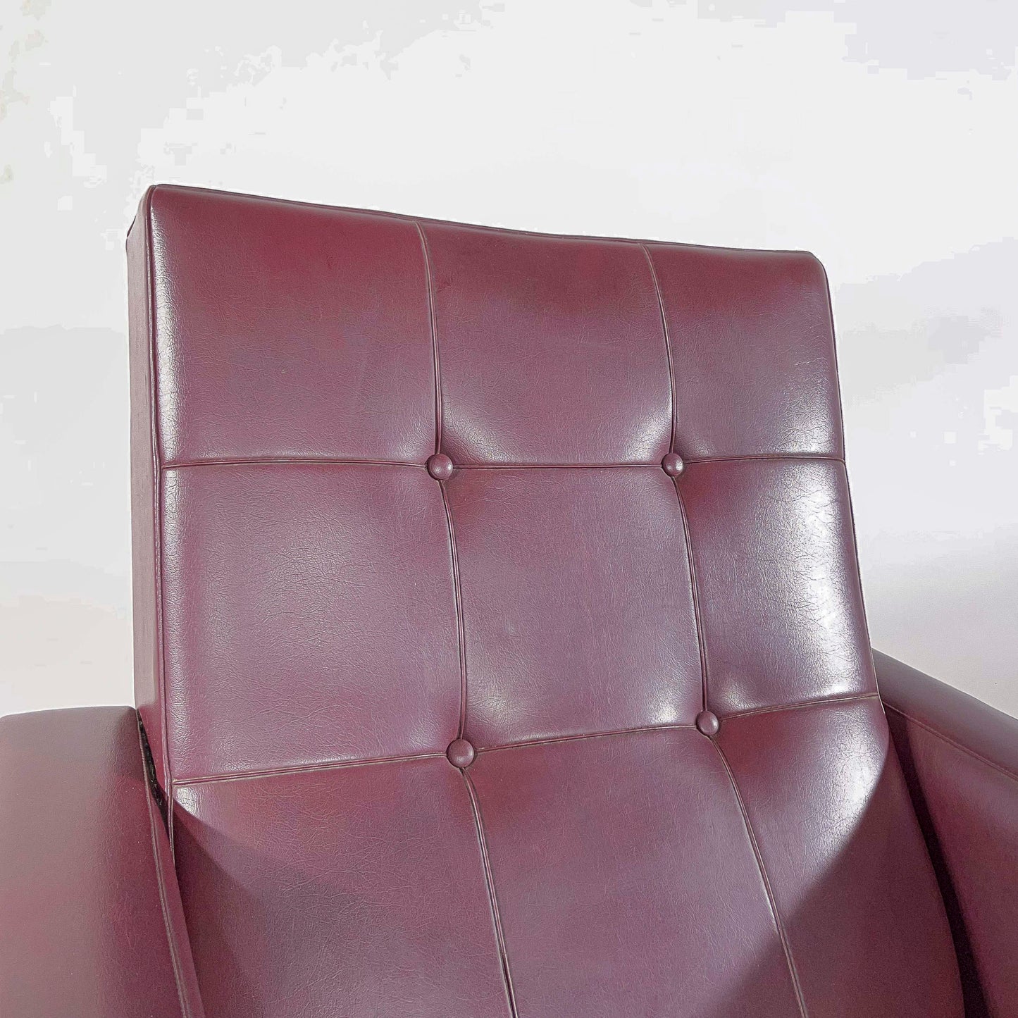 Poltrona Lounge Girevole in similpelle rockabilly bordeaux anni 50