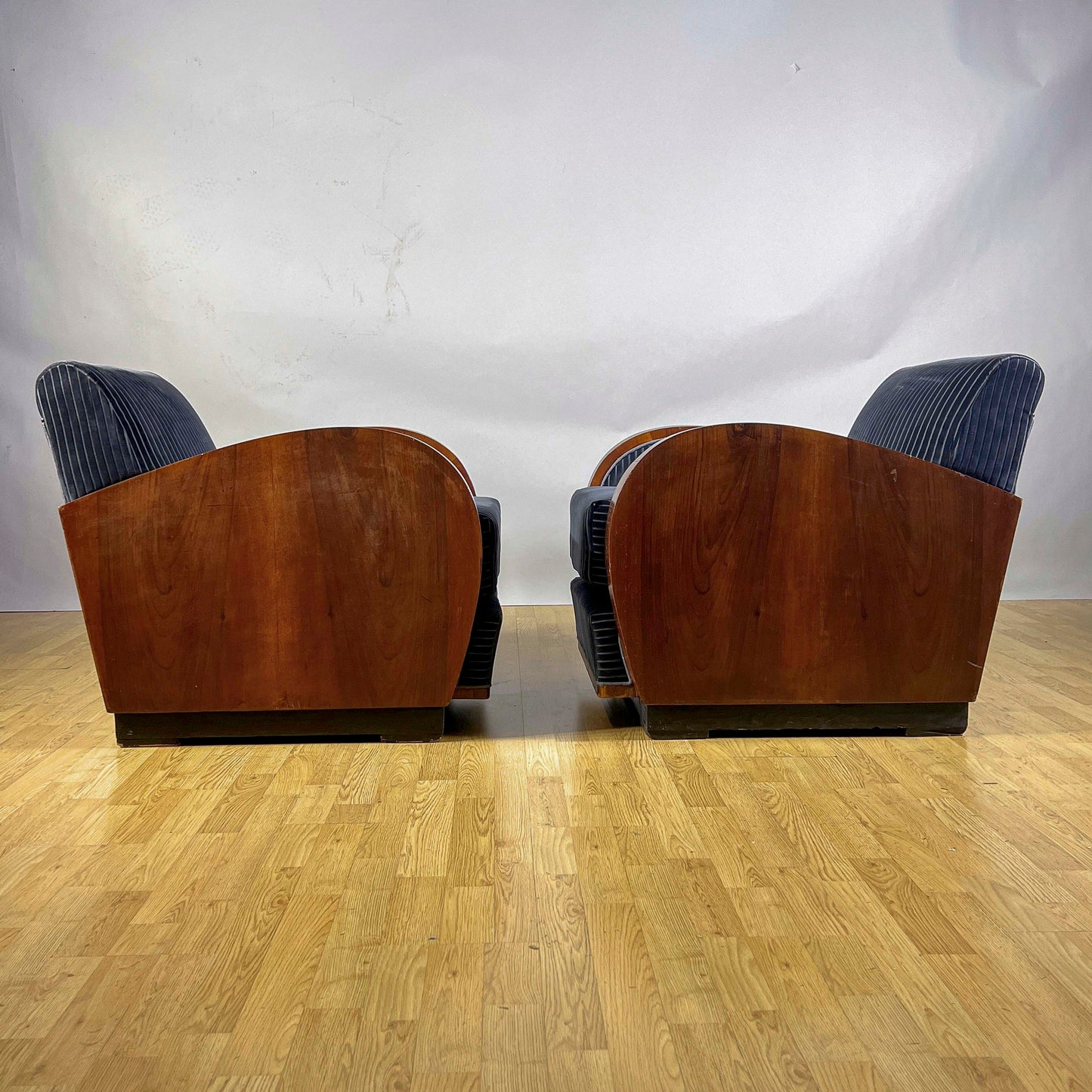 Coppia Poltrone Art Deco in Radica di Noce e velluto rigato Blu Navy anni 30