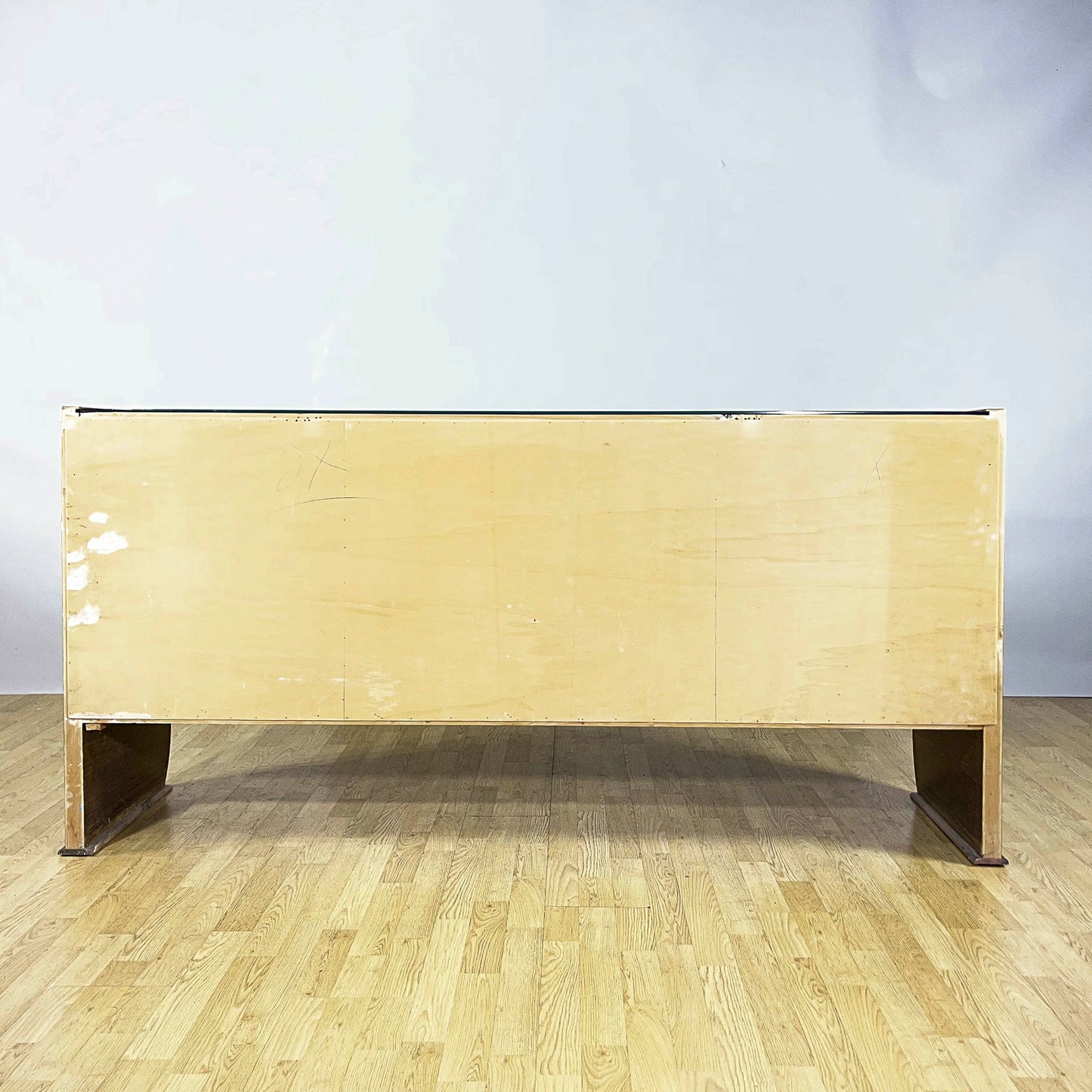 Credenza in stile Art Deco realizzata in radica di noce Lupparelli Cicli Foligno anni 30