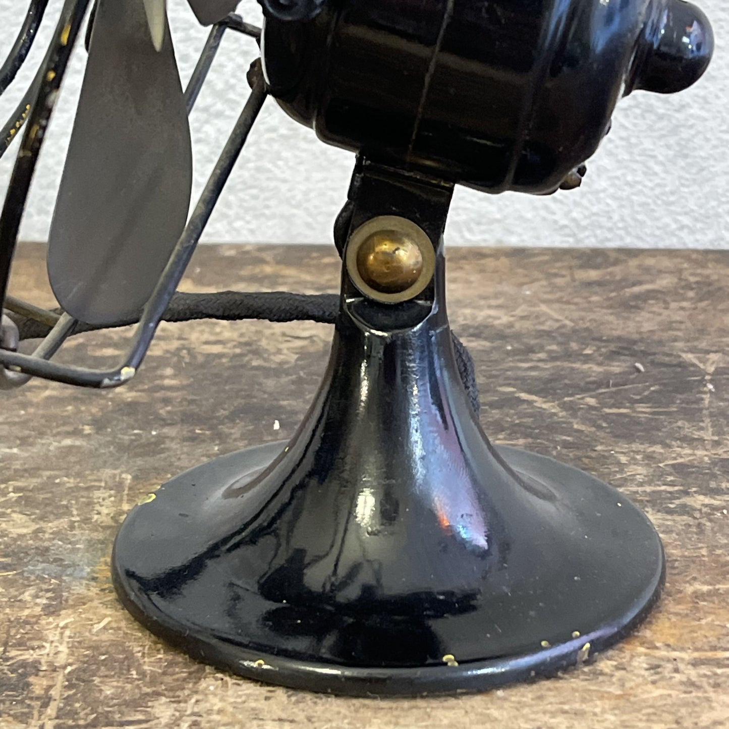 Ventilatore Da Tavolo General Electric Milano Con Pale In Ottone E Struttura In Ferro Anni 30