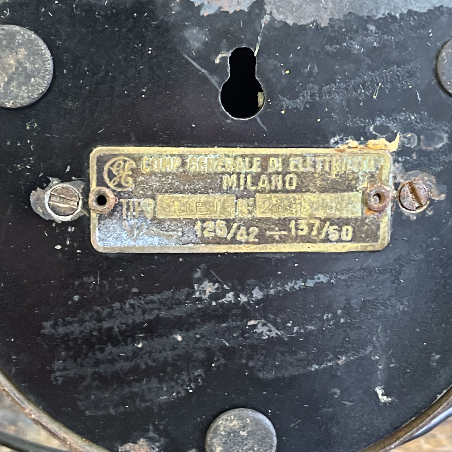 Ventilatore Da Tavolo General Electric Milano Con Pale In Ottone E Struttura In Ferro Anni 30