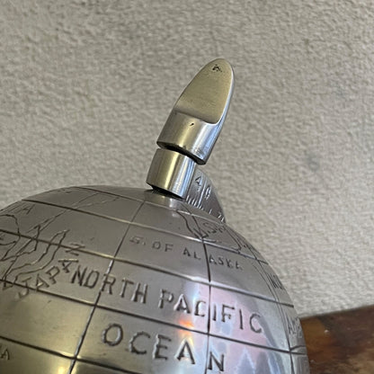 Mappamondo In Alluminio Da Scrivania Inciso A Mano Anni 80