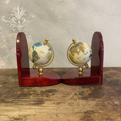Fermalibri Con Mappamondi In Legno Di Mogano Laccato E Asse In Ottone Con Globi Impreziositi Da Minerali Anni 80