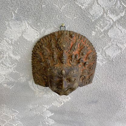 Maschera rituale Mahakal raffigurante Bhairara divinita del buddismo tibetano XX secolo