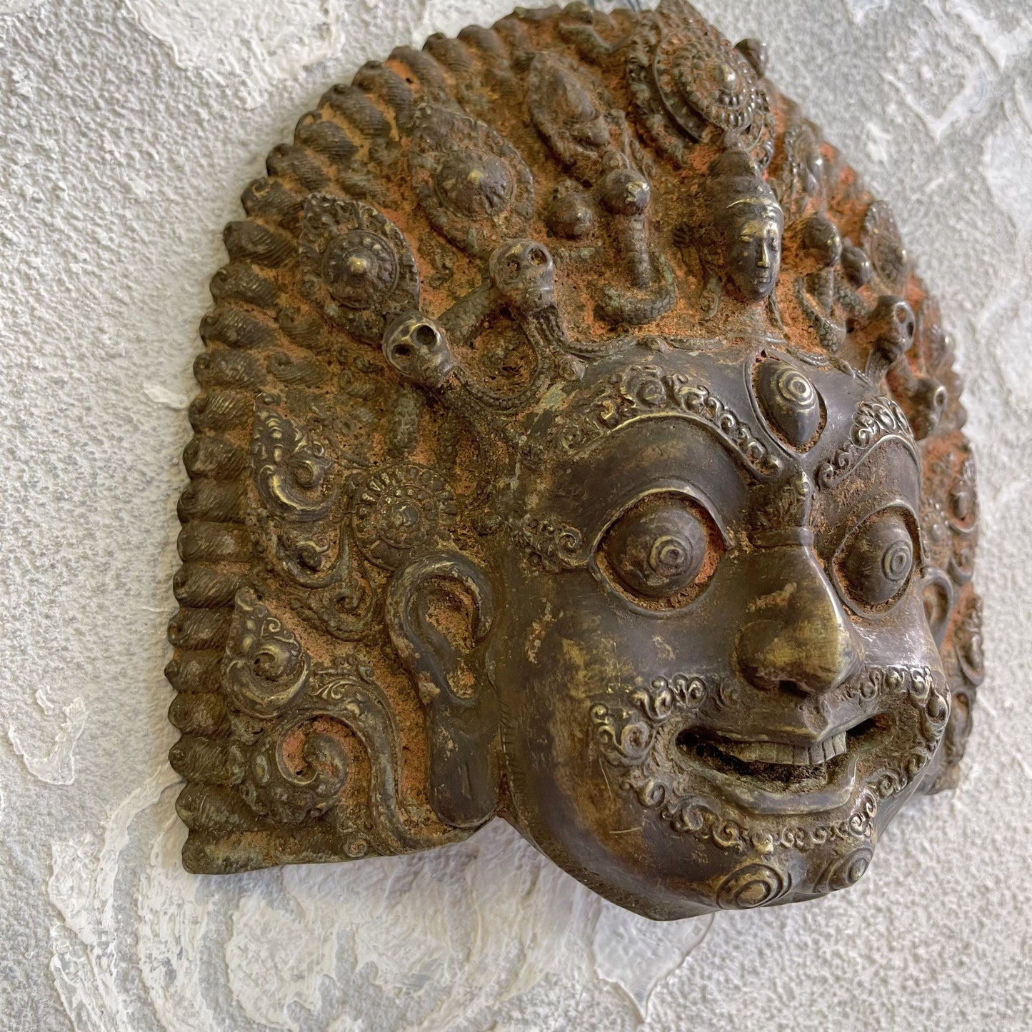 Maschera rituale Mahakal raffigurante Bhairara divinita del buddismo tibetano XX secolo