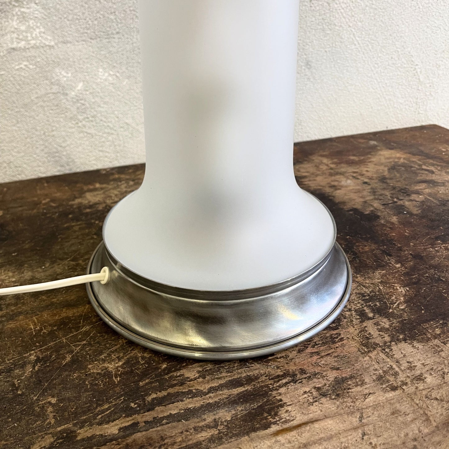 Lampada a Campana Space Age in vetro di murano e opalino attribuibile a Mazzega anni 80