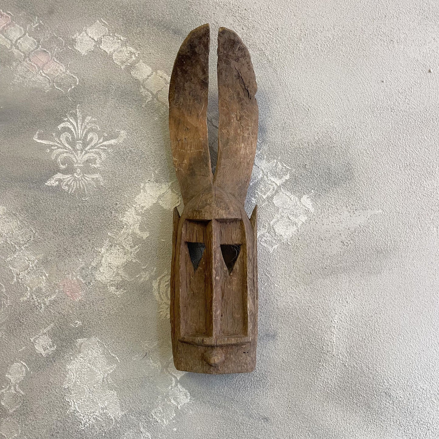 Maschera tribale Dyommo della tribu dei Dogon proveniente dal Mali intagliata a mano su legno XX secolo