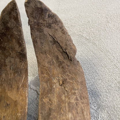 Maschera tribale Dyommo della tribu dei Dogon proveniente dal Mali intagliata a mano su legno XX secolo