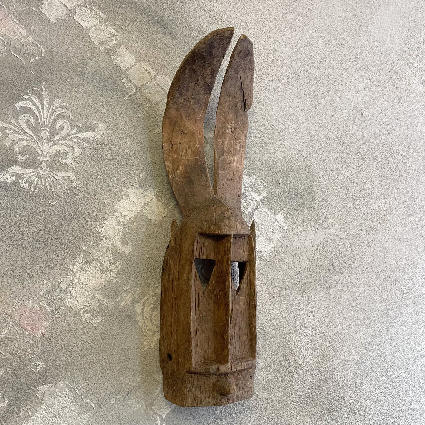 Maschera tribale Dyommo della tribu dei Dogon proveniente dal Mali intagliata a mano su legno XX secolo