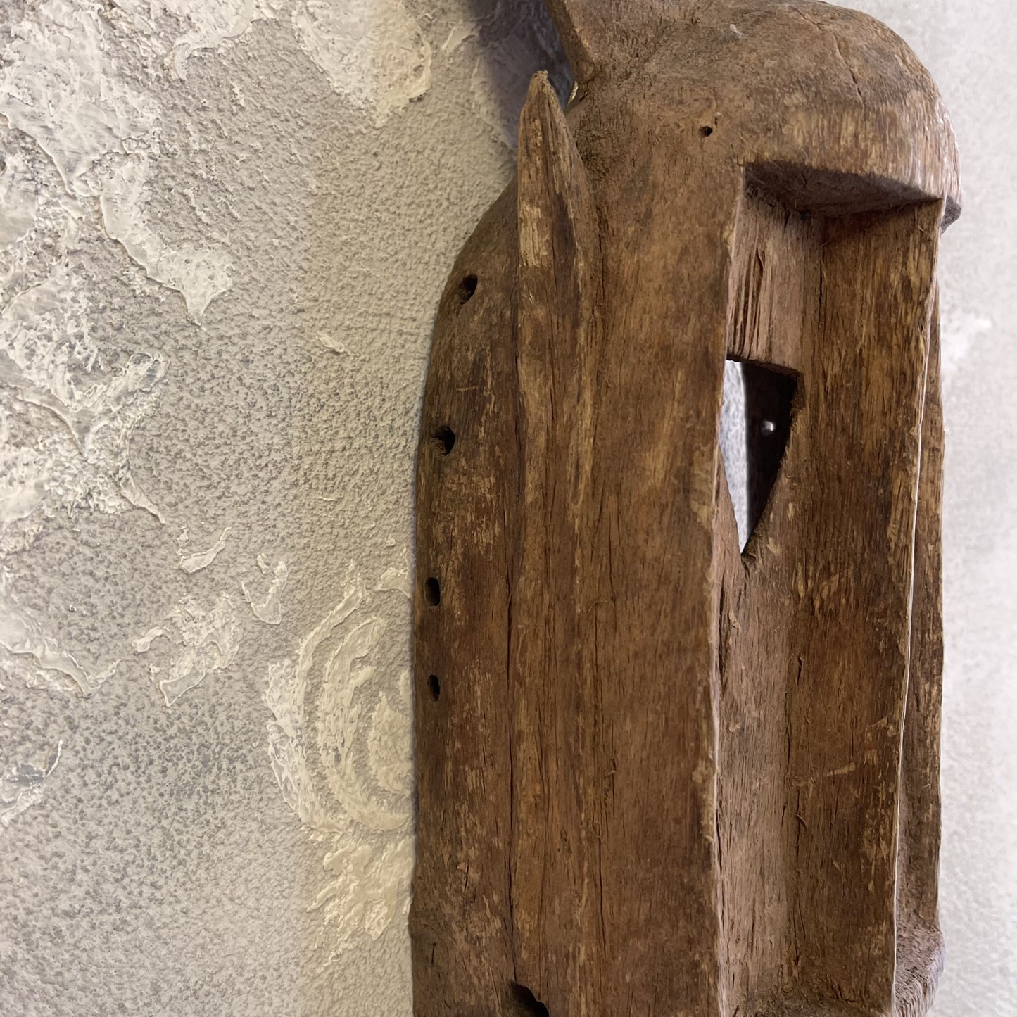 Maschera tribale Dyommo della tribu dei Dogon proveniente dal Mali intagliata a mano su legno XX secolo