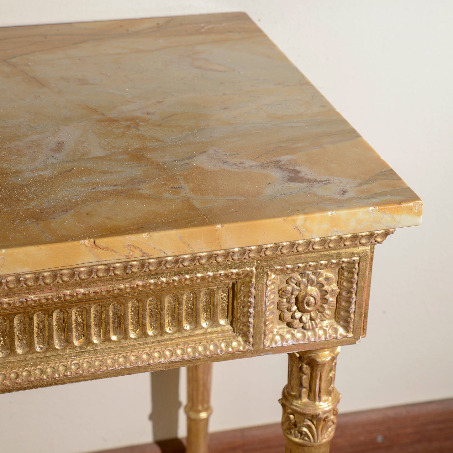 consolle con piano in marmo rifatta