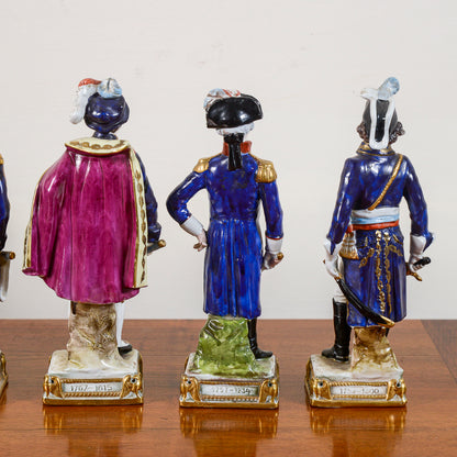 set 9 statuette soldatini in ceramica di meissen