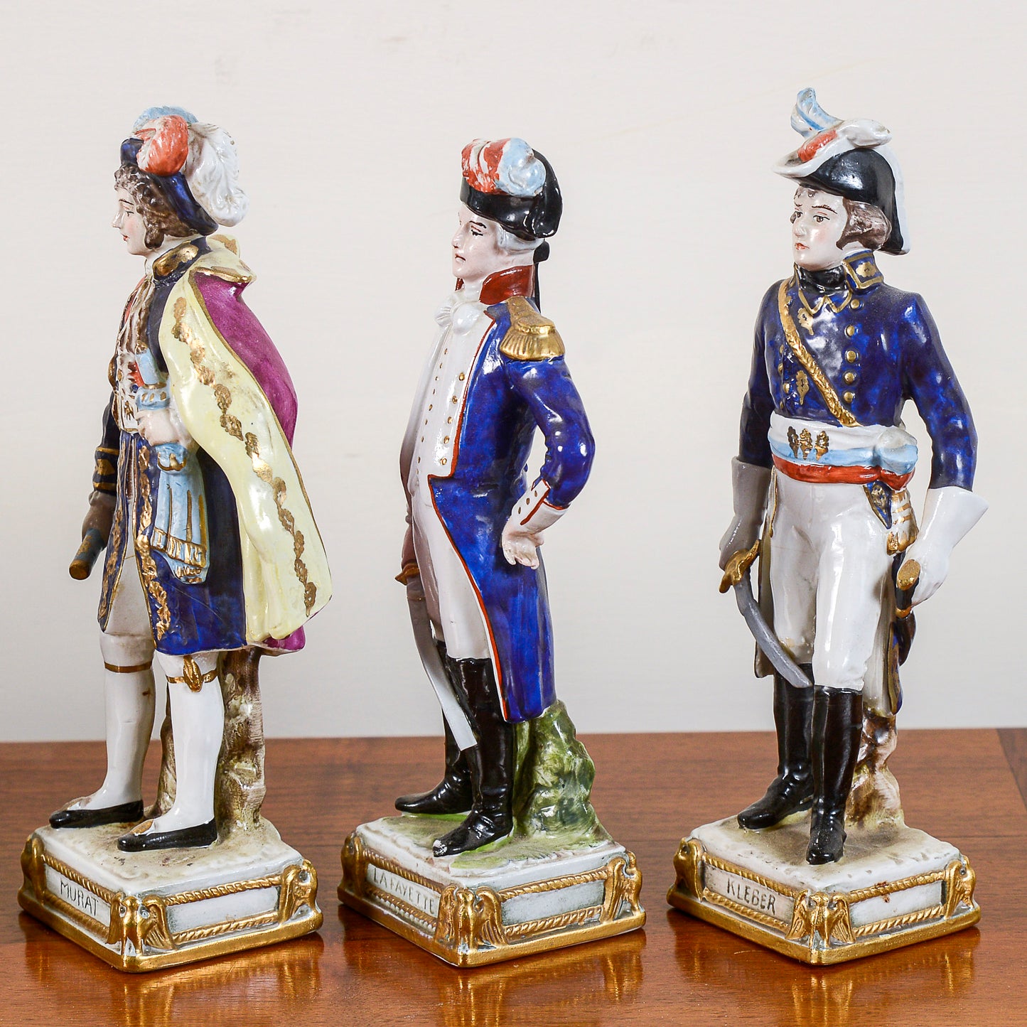 set 9 statuette soldatini in ceramica di meissen