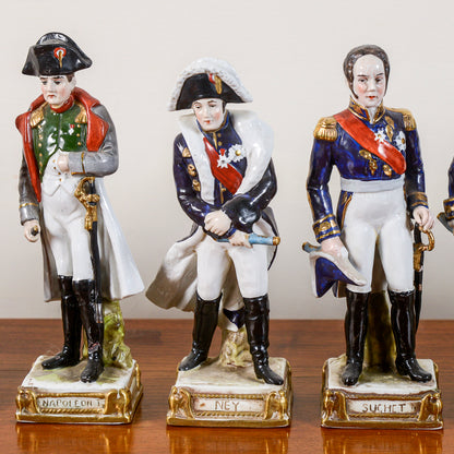 set 9 statuette soldatini in ceramica di meissen