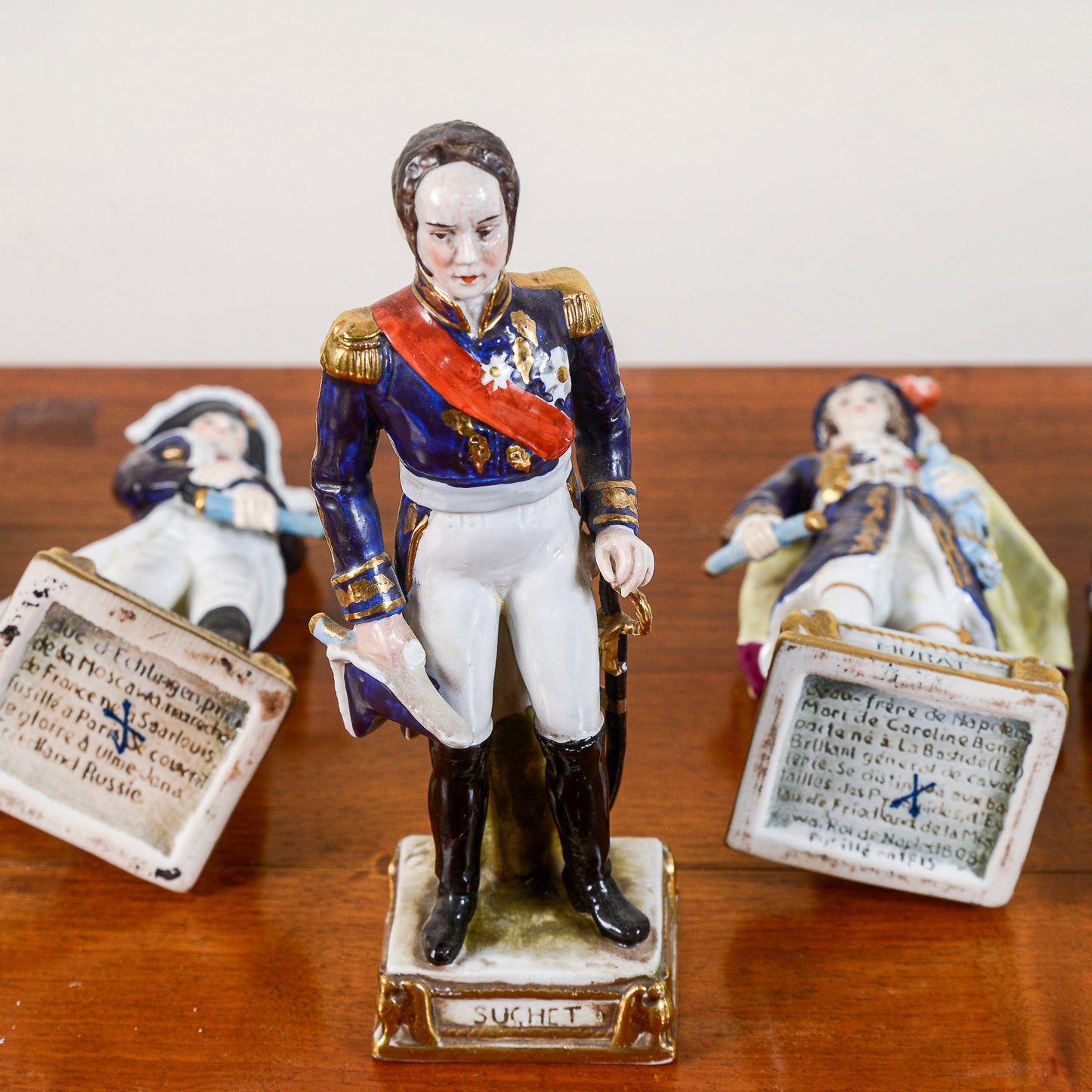 set 9 statuette soldatini in ceramica di meissen