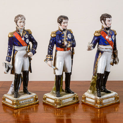 set 9 statuette soldatini in ceramica di meissen