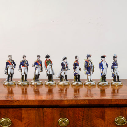 set 9 statuette soldatini in ceramica di meissen