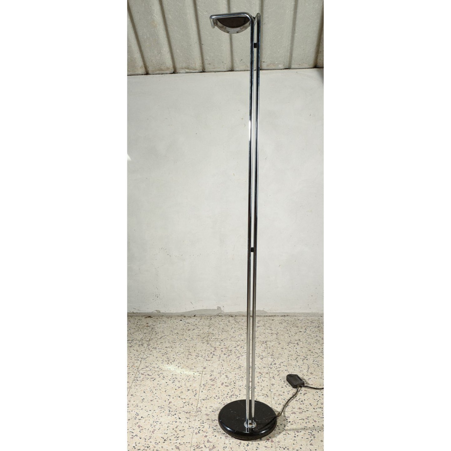 Lampada  piantana  da terra Guzzini da terra con base in marmo