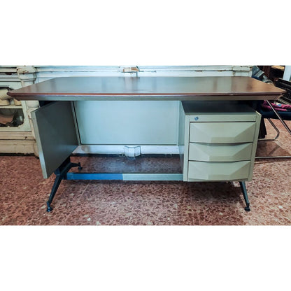 Scrivania Olivetti in metallo con piano in vilpelle marrone Italia 1950