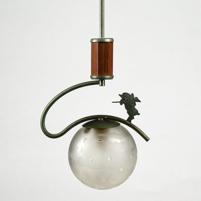 Lampadario Art Decò  con decoro raffigurante San Ciriaco e sfera opalina a pois impianto funzionante