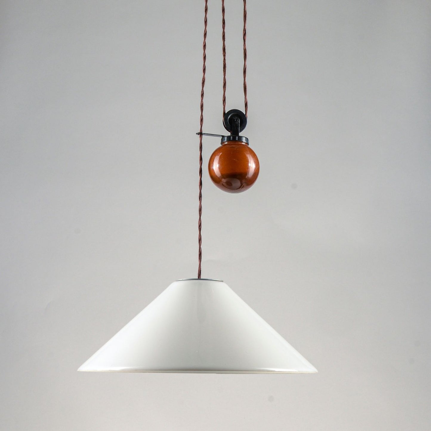 Lampadario a sospensione postmoderna di Enzo Mari & Giancarlo Fassina per Artemide 1970
