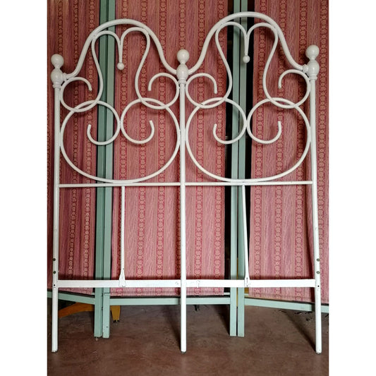 Letto in ferro dipinto bianco epoca fine XIX secolo