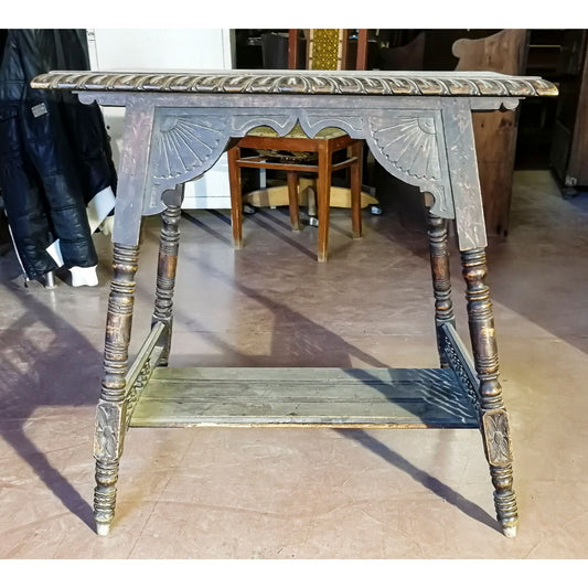 TAVOLINO DA SALOTTO IN LEGNO DI NOCE INTAGLIATO EPOCA FINE 800