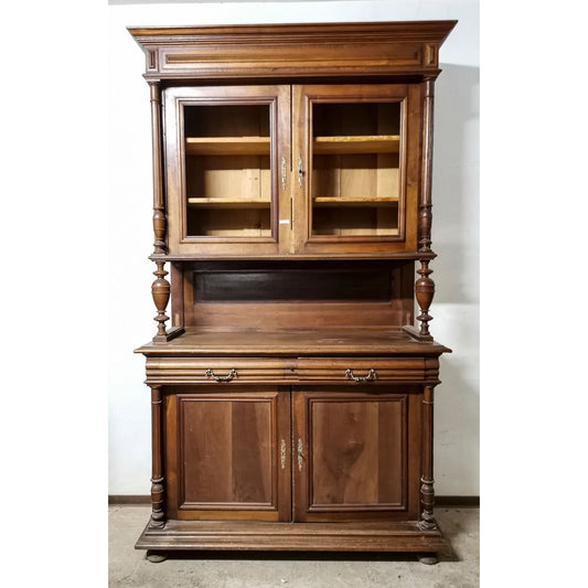 Credenza in noce massello a due corpi  Italia seconda metà dell'800