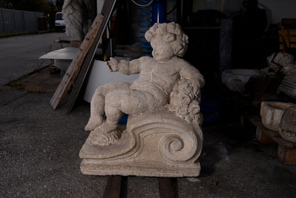 Putto in pietra scolpita Italia epoca fine 800