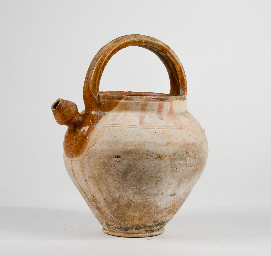 Anfora brocca  rustica da campagna in terracotta con manico e becco  Italia epoca primo 900