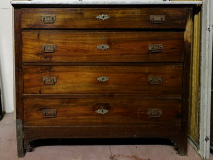 Como cassettiera in noce massello  4 cassetti piano in marmo bianco e grigio Italia  1930 da restaurare