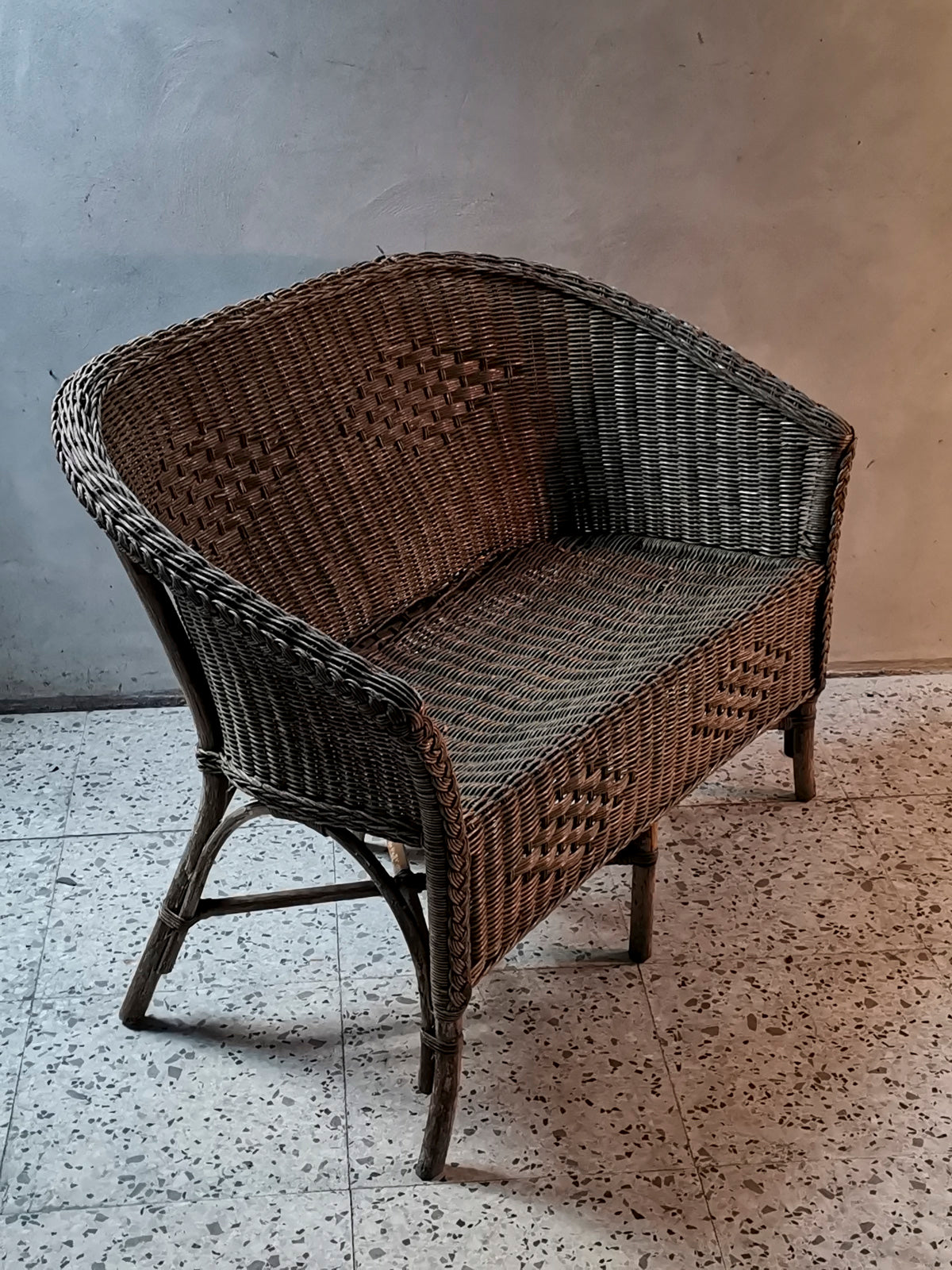 Divano divanetto in vimini da restaurare Italia 1950