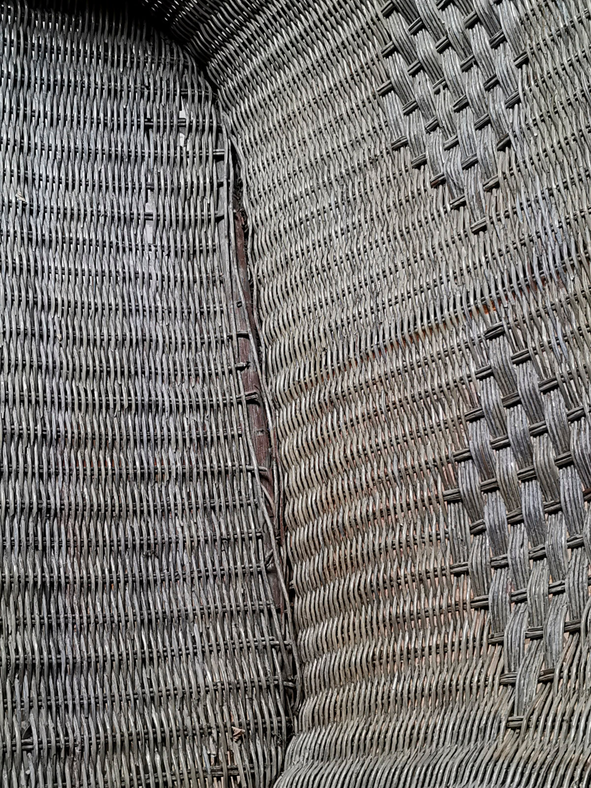 Divano divanetto in vimini da restaurare Italia 1950