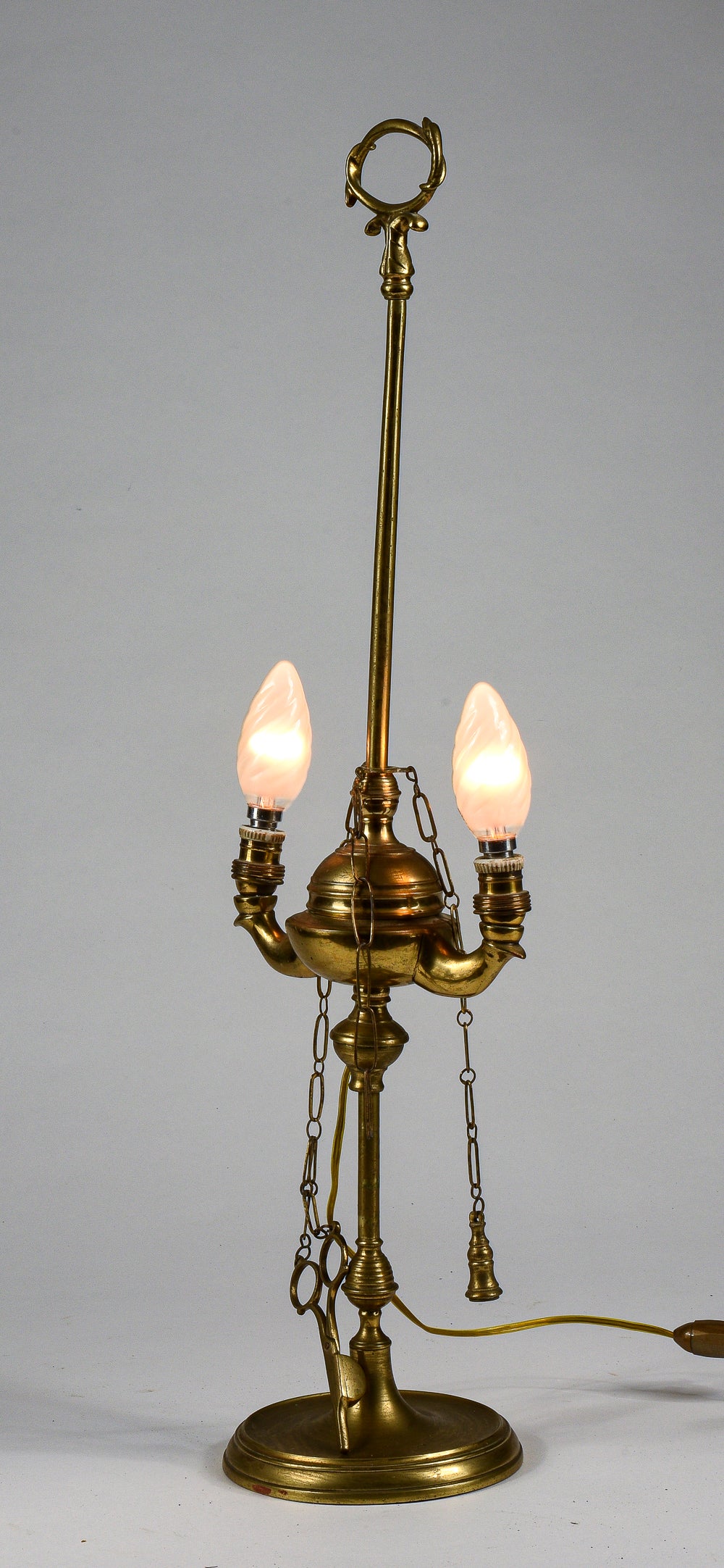 Lampada lume lucerna due luci ad olio in ottone con impianto luce elettrico elettrificata funzionante con decori serpente