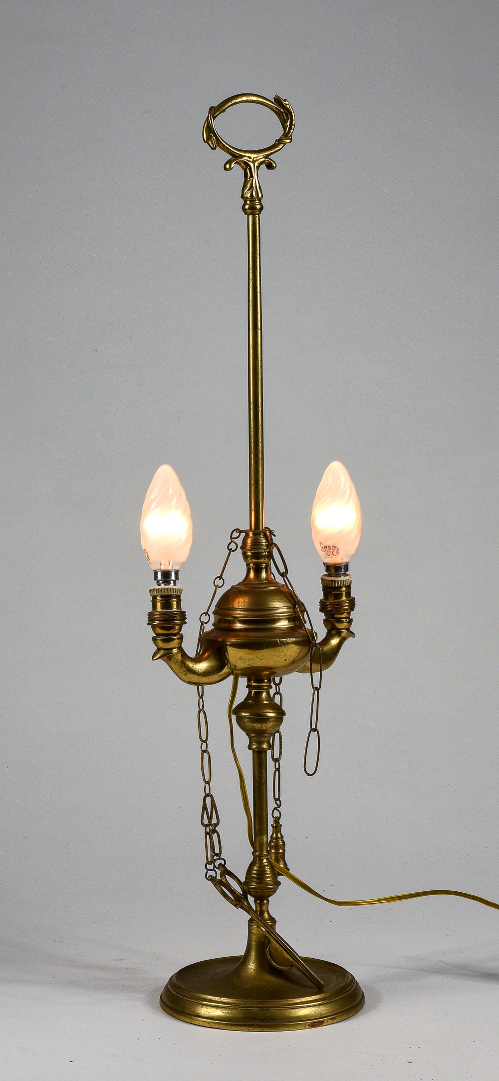 Lampada lume lucerna due luci ad olio in ottone con impianto luce elettrico elettrificata funzionante con decori serpente