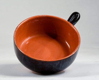 pentola recipiente in terracotta smaltata con manico