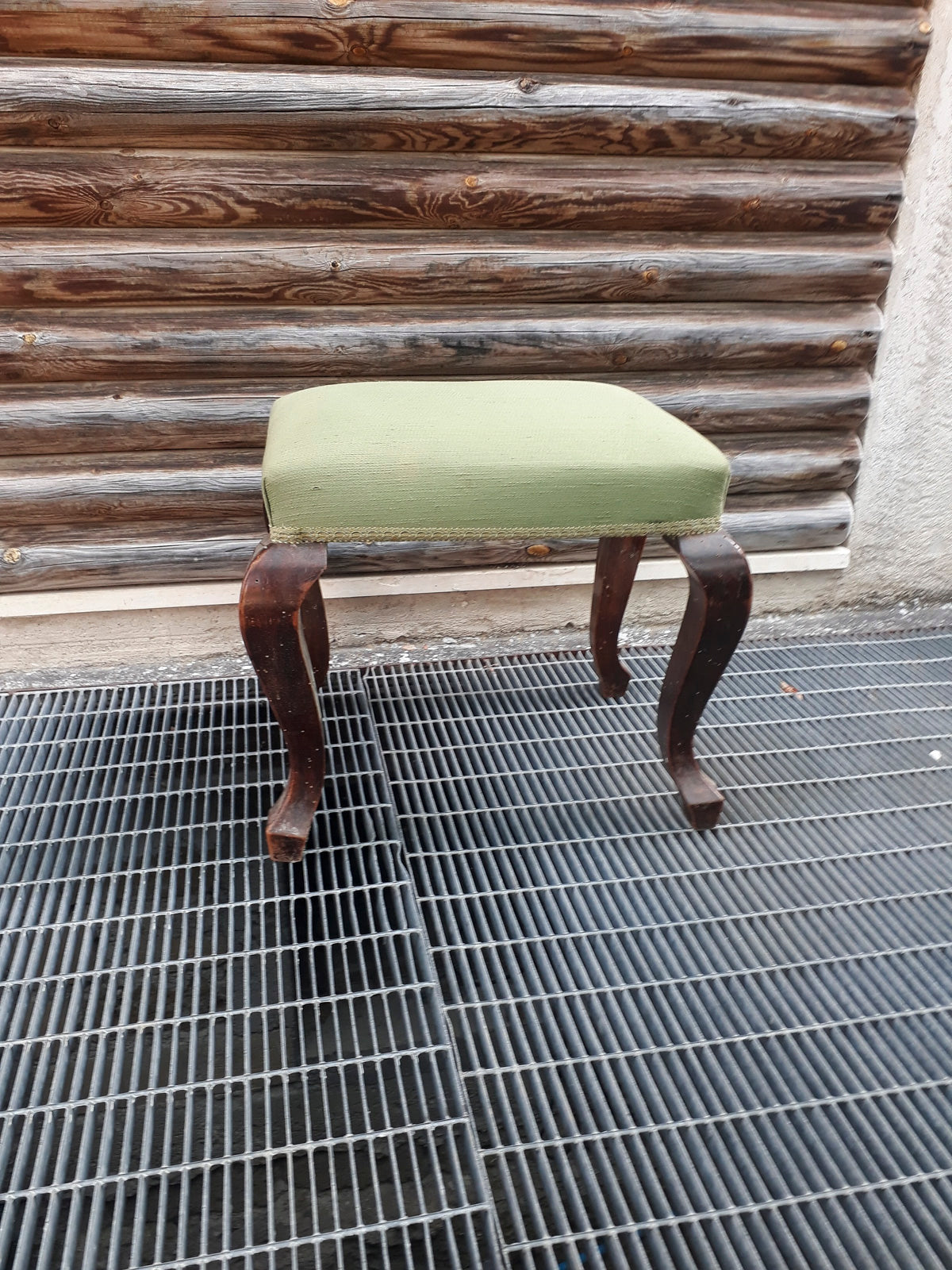 Pouf sgabello in legno e tessuto verde Italia 1950