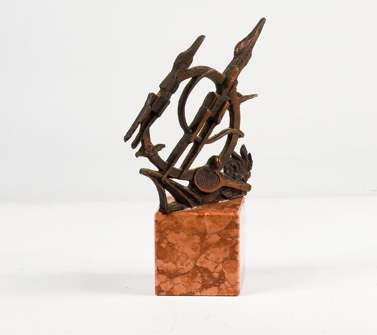 Scultura trofeo premio campionato tennis con marchio Visport Macerata Italia 1980
