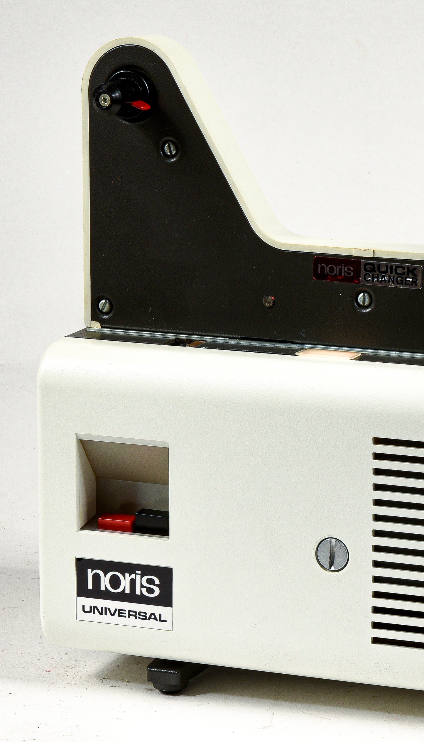 proiettore marca noris universal con scatola oiginale bianco plastica e metallo