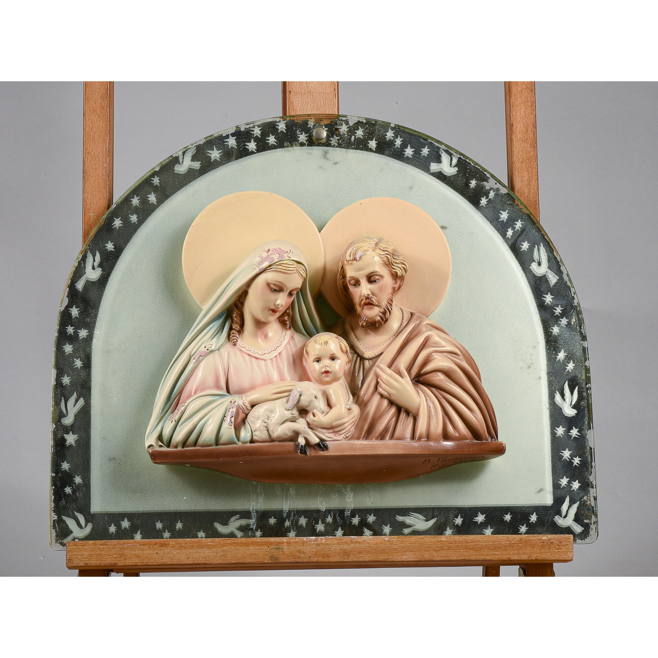 Capoletto  Sacra Famiglia in gesso policromo con specchio e  decori Italia 1950