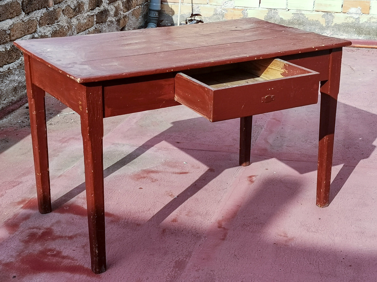 Tavolo da cucina  rustico da campagna con cassetto verniciato marrone Italia primo 900
