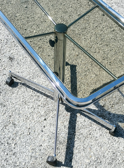 Tavolino design stile Allegri Parma con piano regolabile in  altezza Italia 1960
