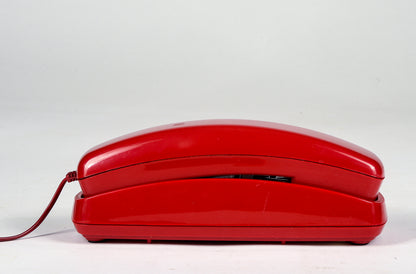 Teleono in plastica rosso da parete o da appoggio della ditta CAT con collegamento tripolare Italia 1980